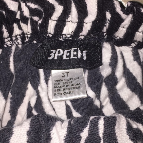 Matching Outfit - Picture 2 of 2